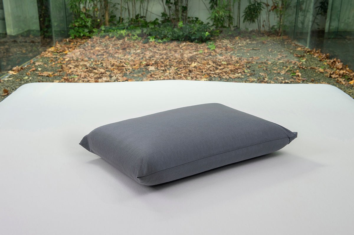 Eco-friendly waterproof and breathable pillowcase 50 x 75 cm - Grey - Koko-Kamel.com