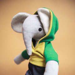 Quinn the elephant - Koko-Kamel.com