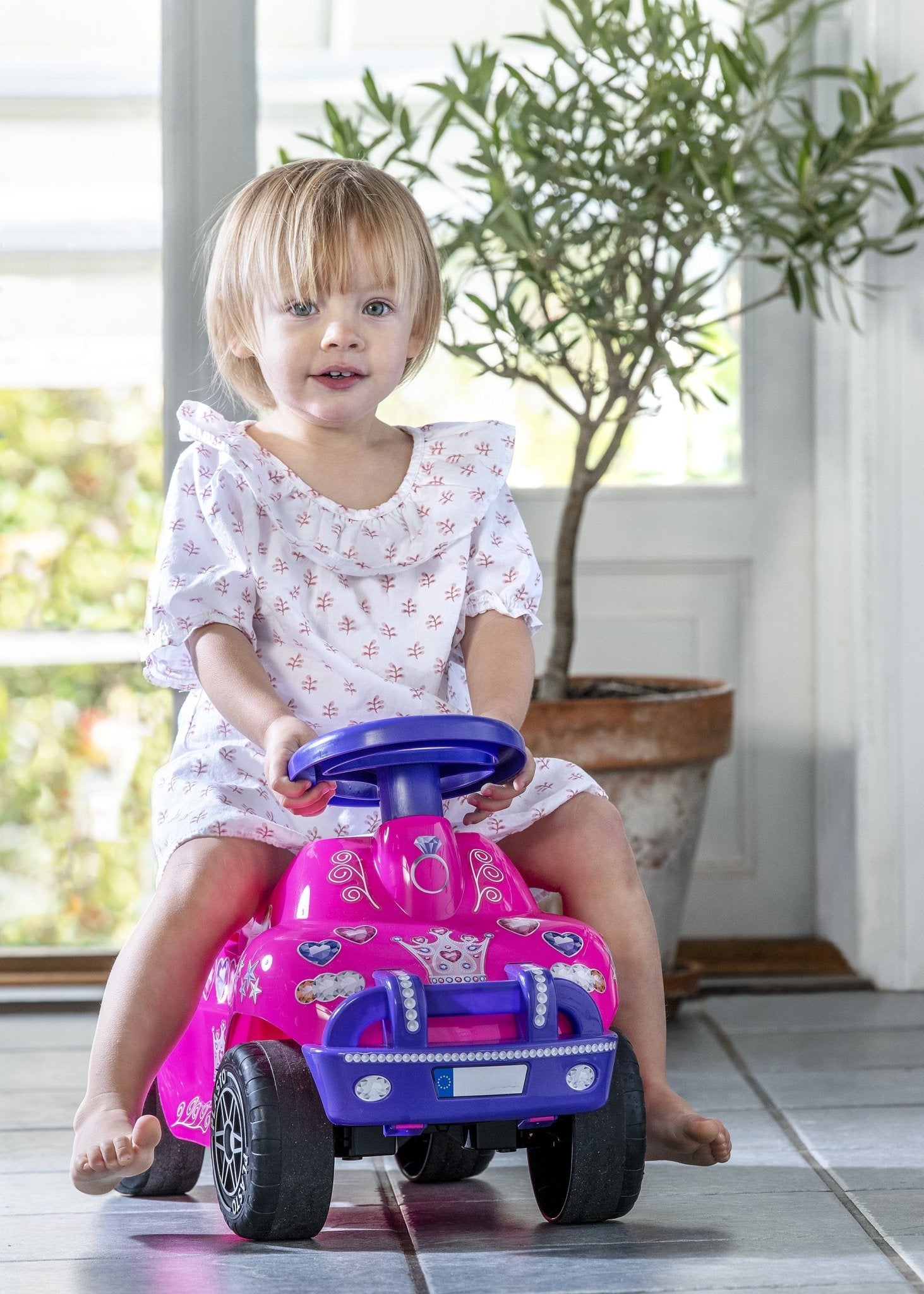 Toddler princess car, silent wheels, 60cm - Koko-Kamel.com