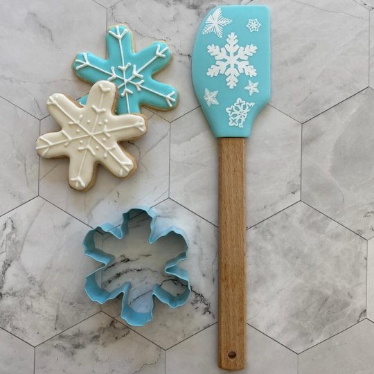 Winter Wonderland Snowflake Cookie Cutter Set with Spatula - Koko-Kamel.com